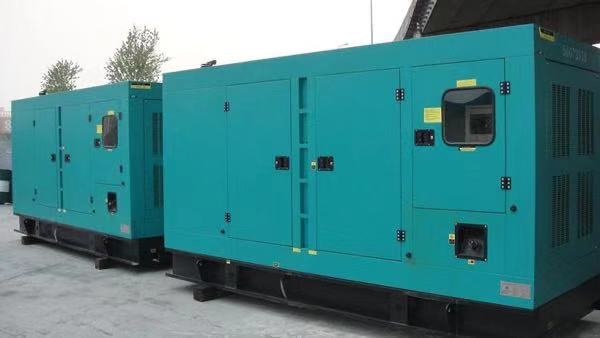 龙湾康明斯400kw大型柴油二手发电机组